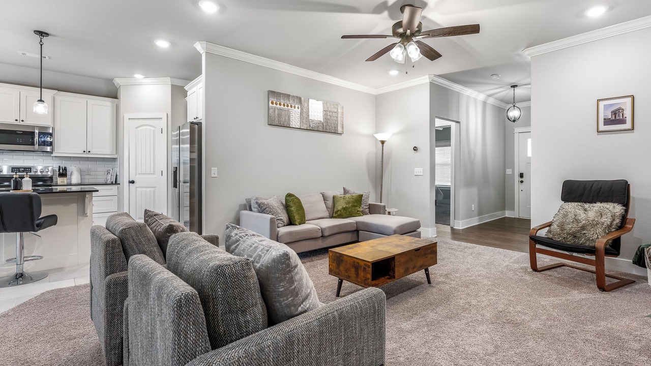 Photo of Livingroom in Springdale