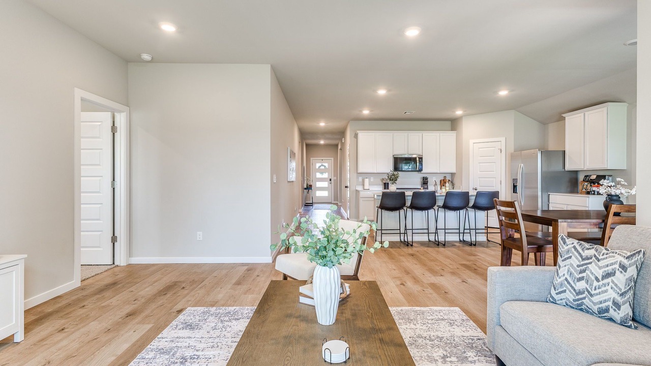 Photo of Livingroom in Bixby