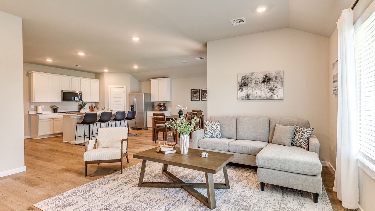 Photo of Livingroom in Bixby