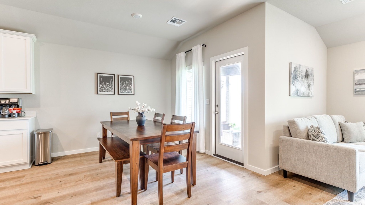 Photo of Livingroom in Bixby