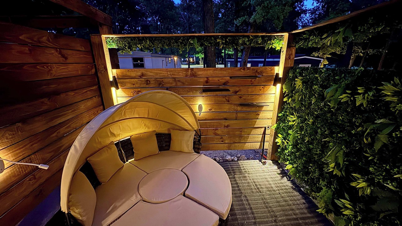 Photo of Outdoor in Park Hill