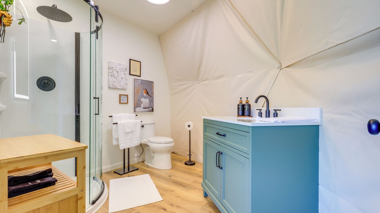 Photo of Bathroom in Butler