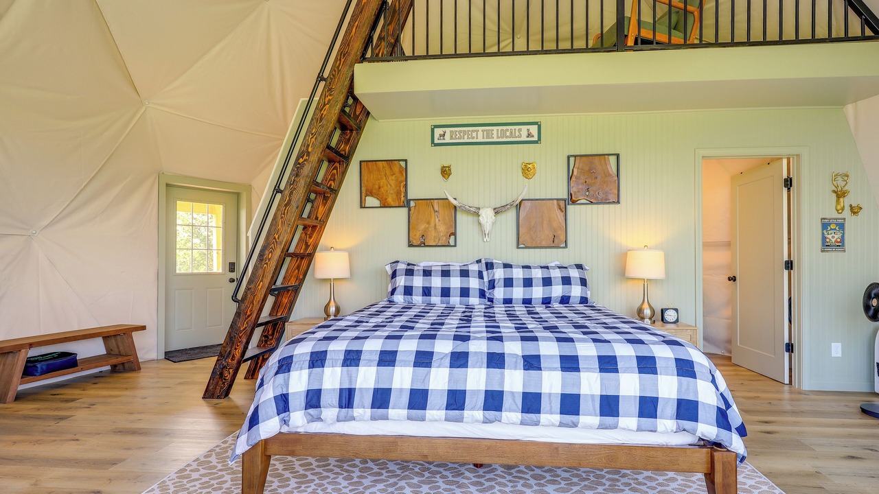 Photo of Bedroom in Butler
