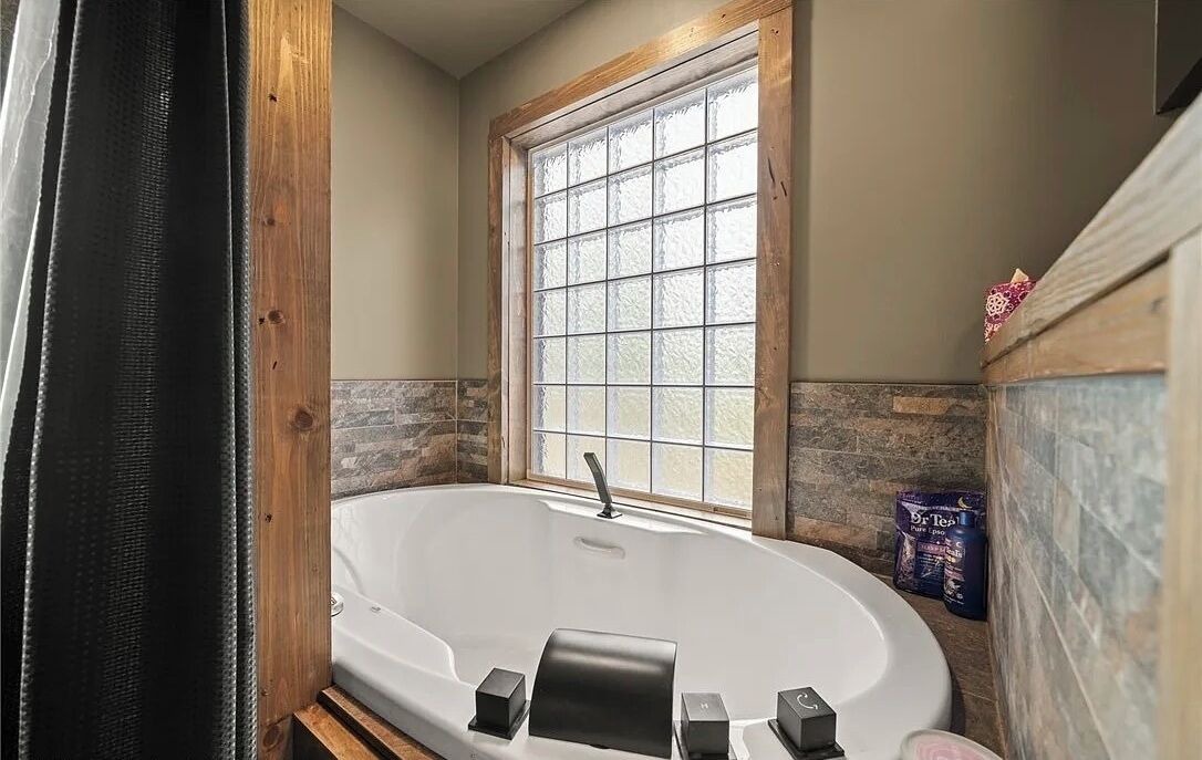Photo of Bathroom in New Blaine