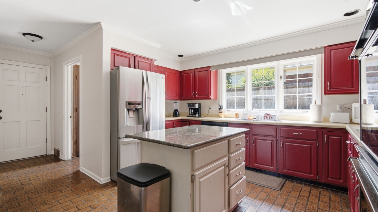 Photo of Kitchen in East Memphis