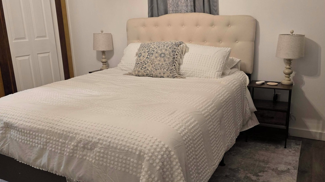 Photo of Bedroom in Owensville