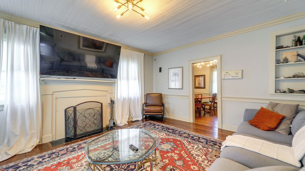 Photo of Livingroom in New Bern