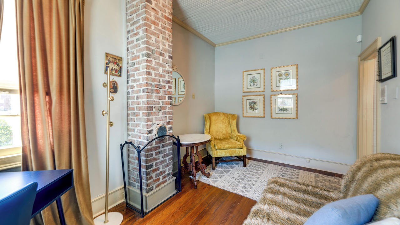 Photo of Livingroom in New Bern