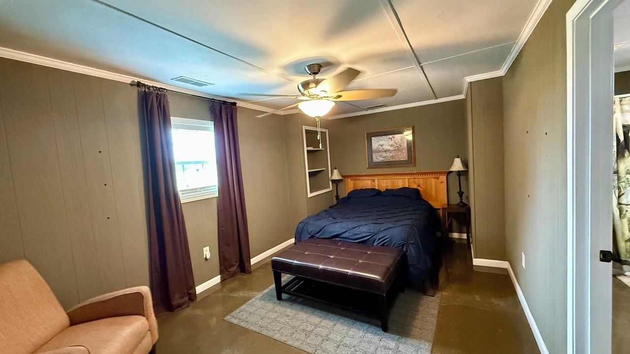 Photo of Bedroom in Hornbeak
