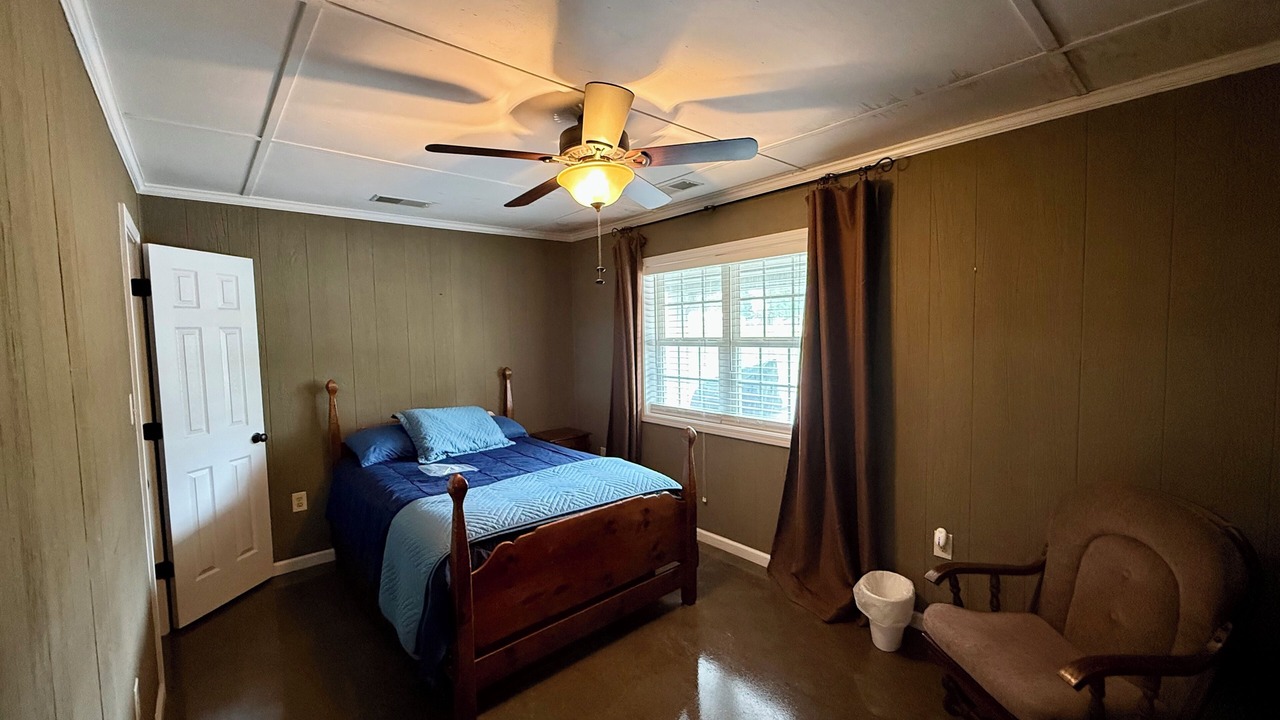 Photo of Bedroom in Hornbeak