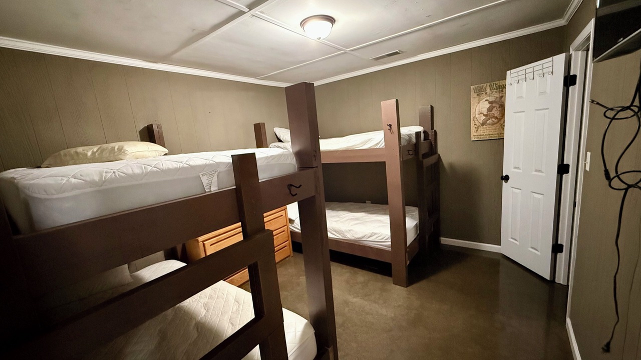 Photo of Bedroom in Hornbeak