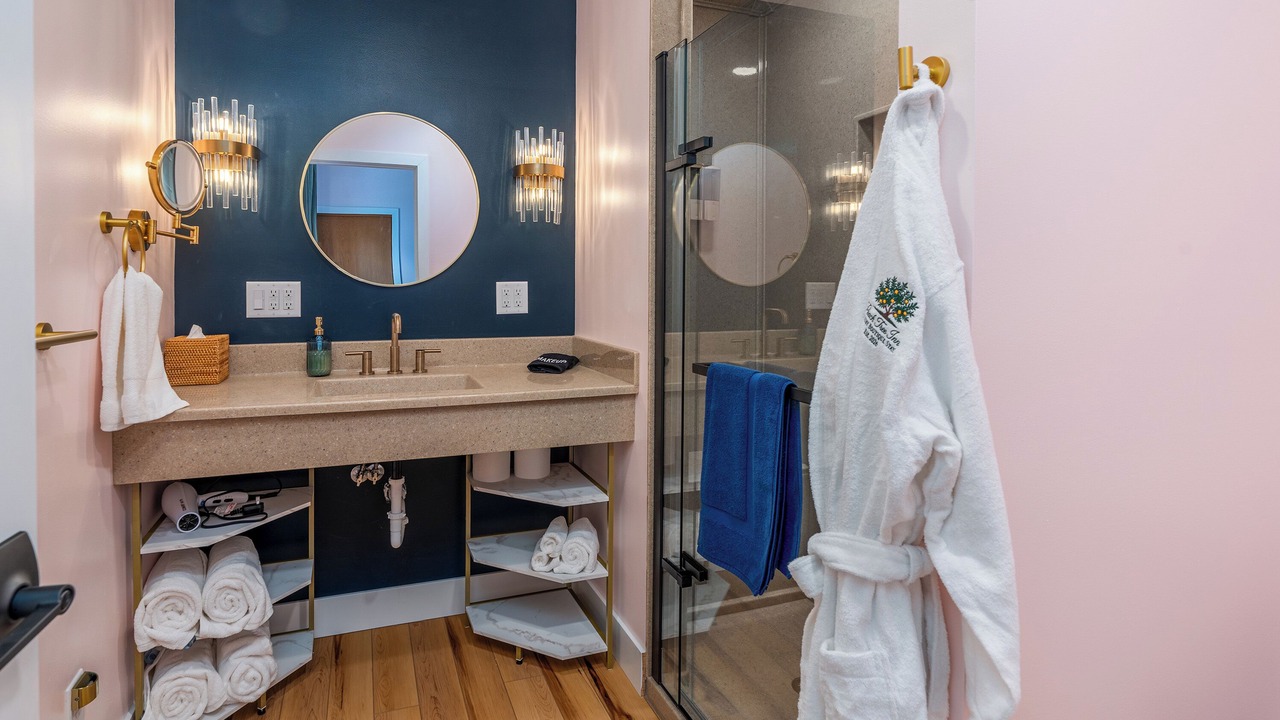 Photo of Bathroom in Cobden