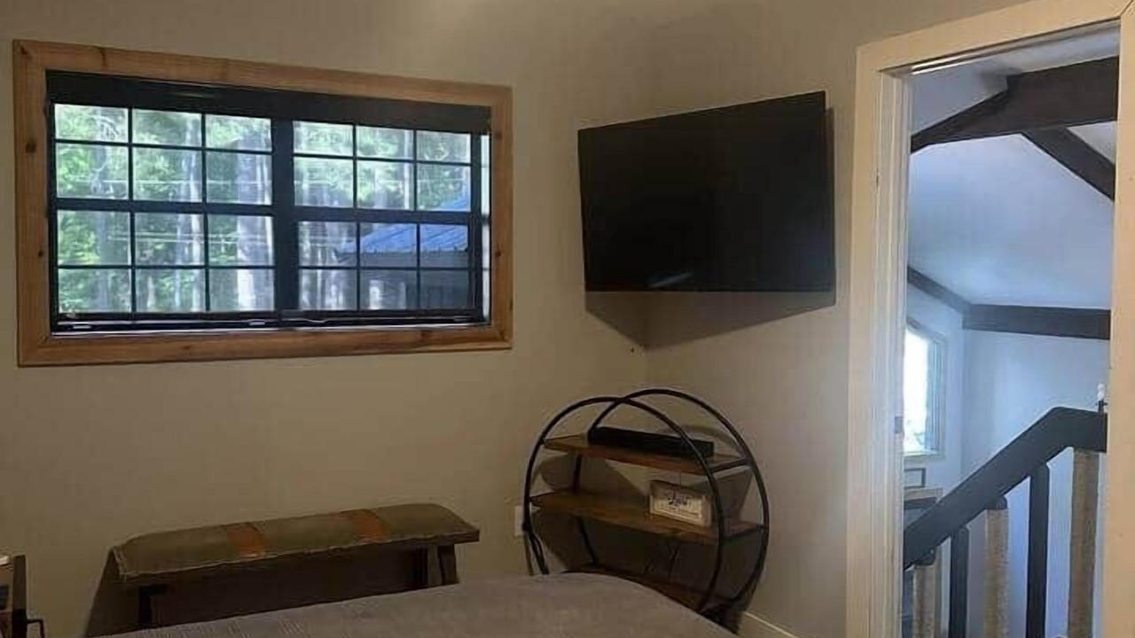 Photo of Bedroom in Counce