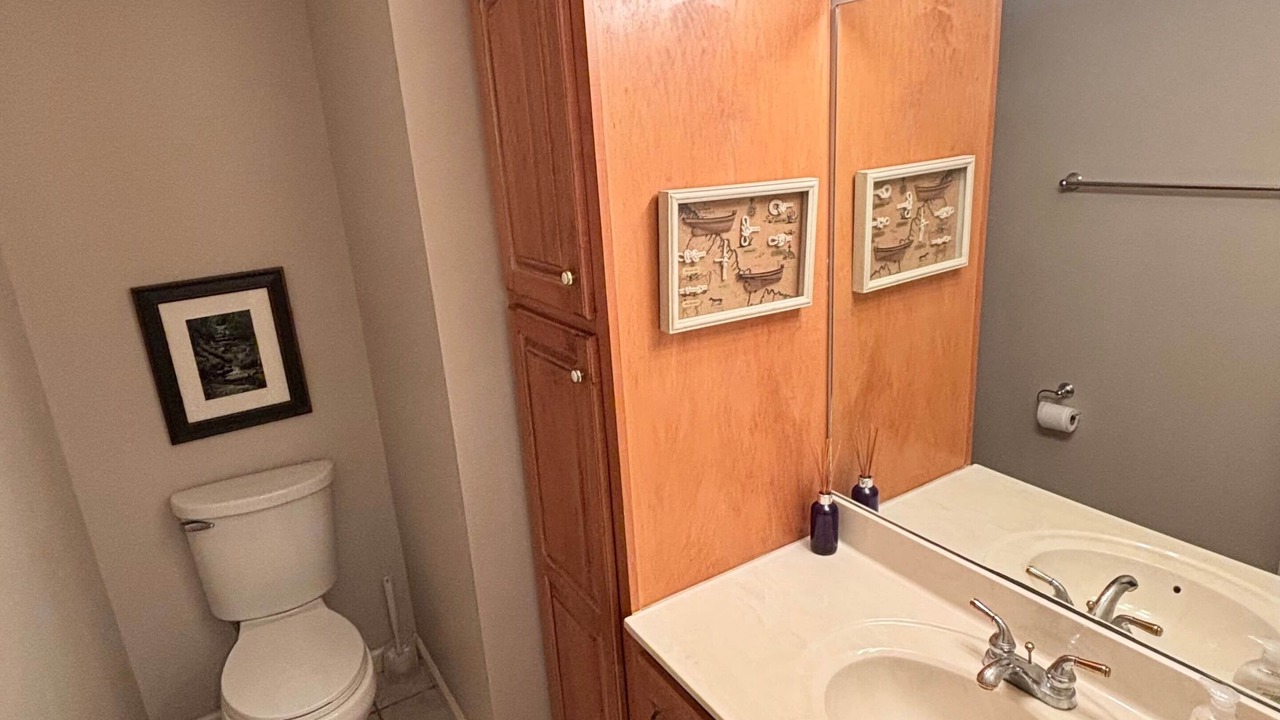 Photo of Bathroom in Counce