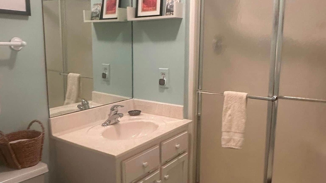Photo of Bathroom in Counce