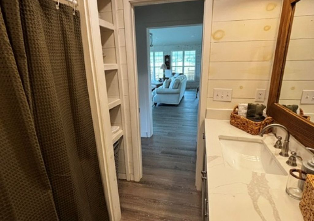 Photo of Bathroom in Adamsville