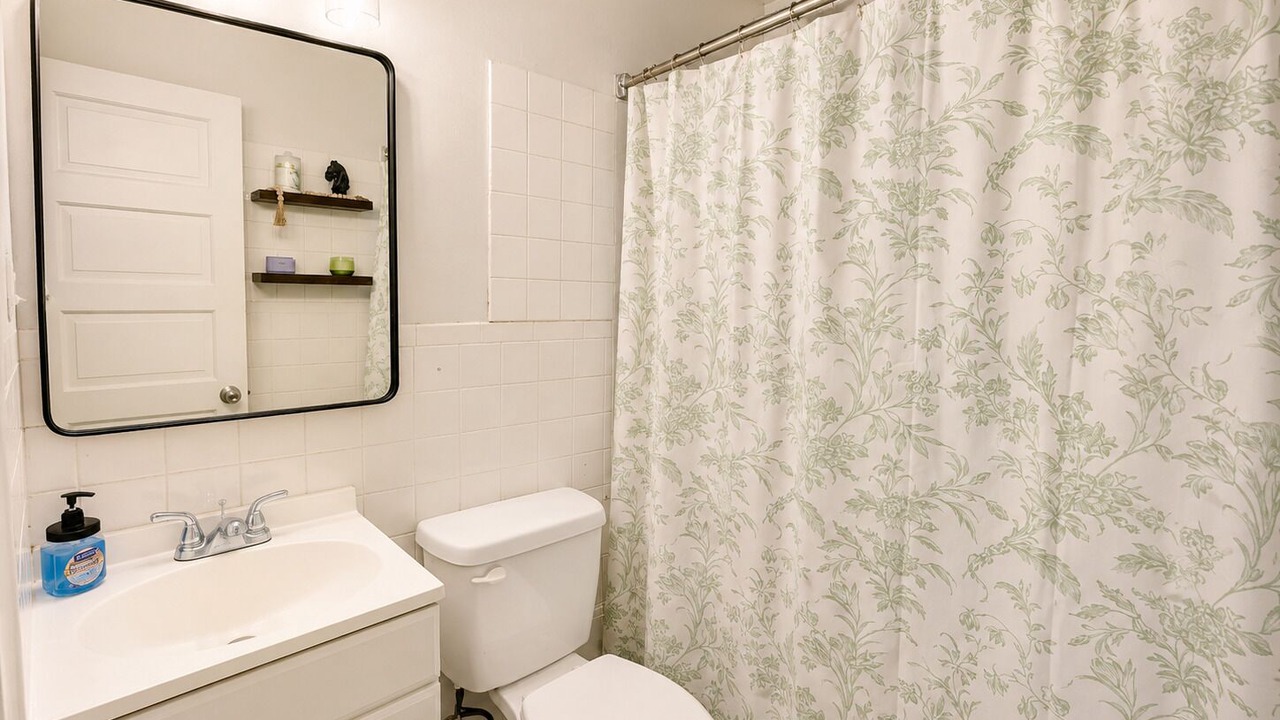 Photo of Bathroom in El Dorado