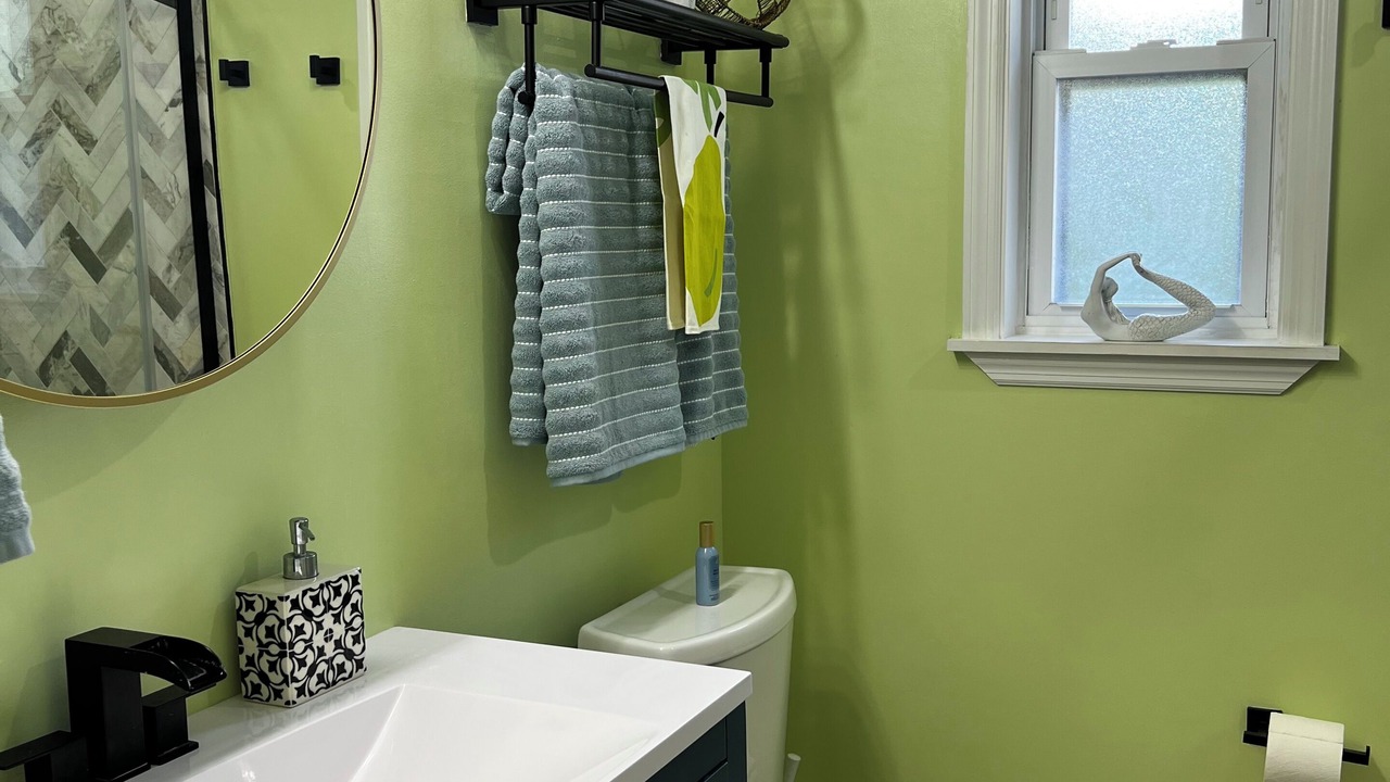 Photo of Bathroom in Latonia