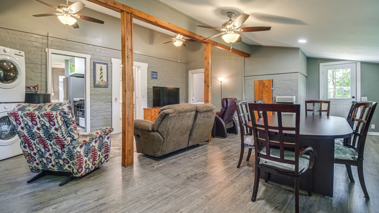 Photo of Livingroom in Disney