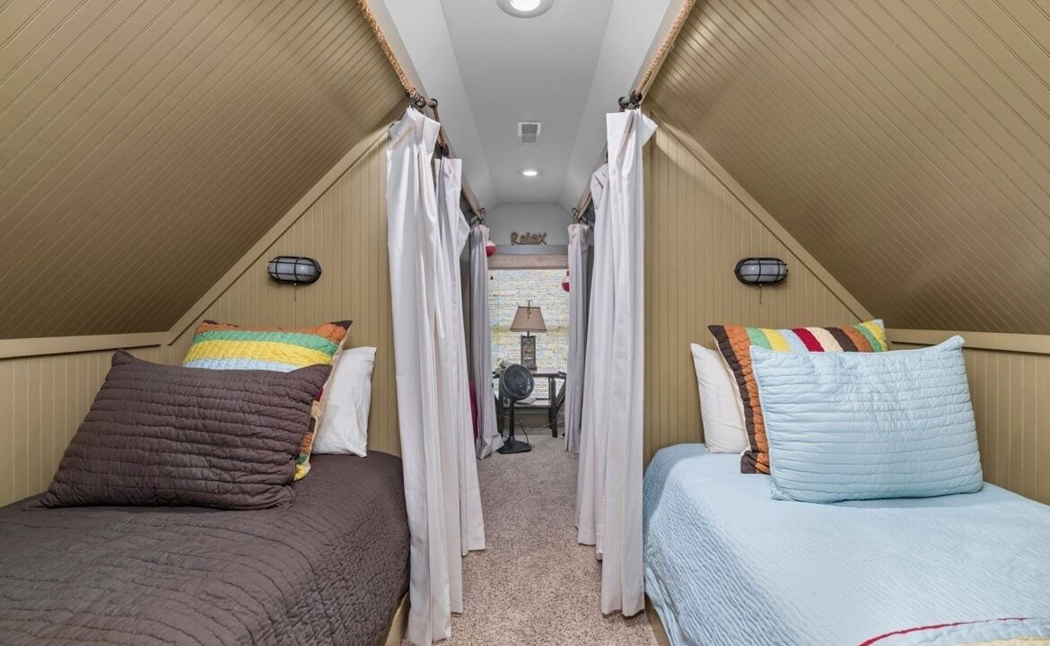 Photo of Bedroom in Killen