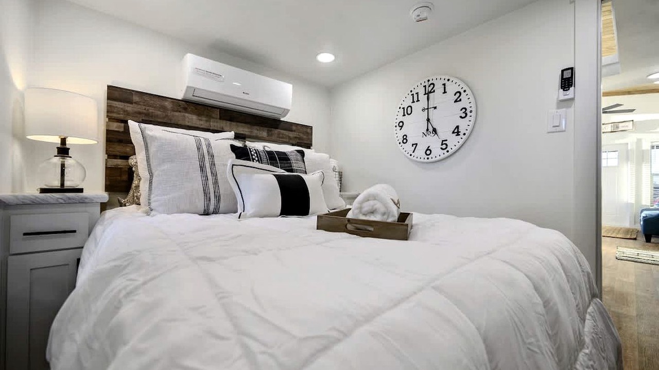 Photo of Bedroom in Clayton