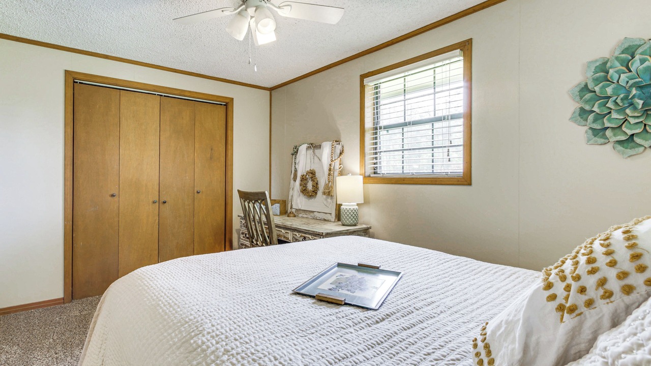 Photo of Bedroom in Burnsville