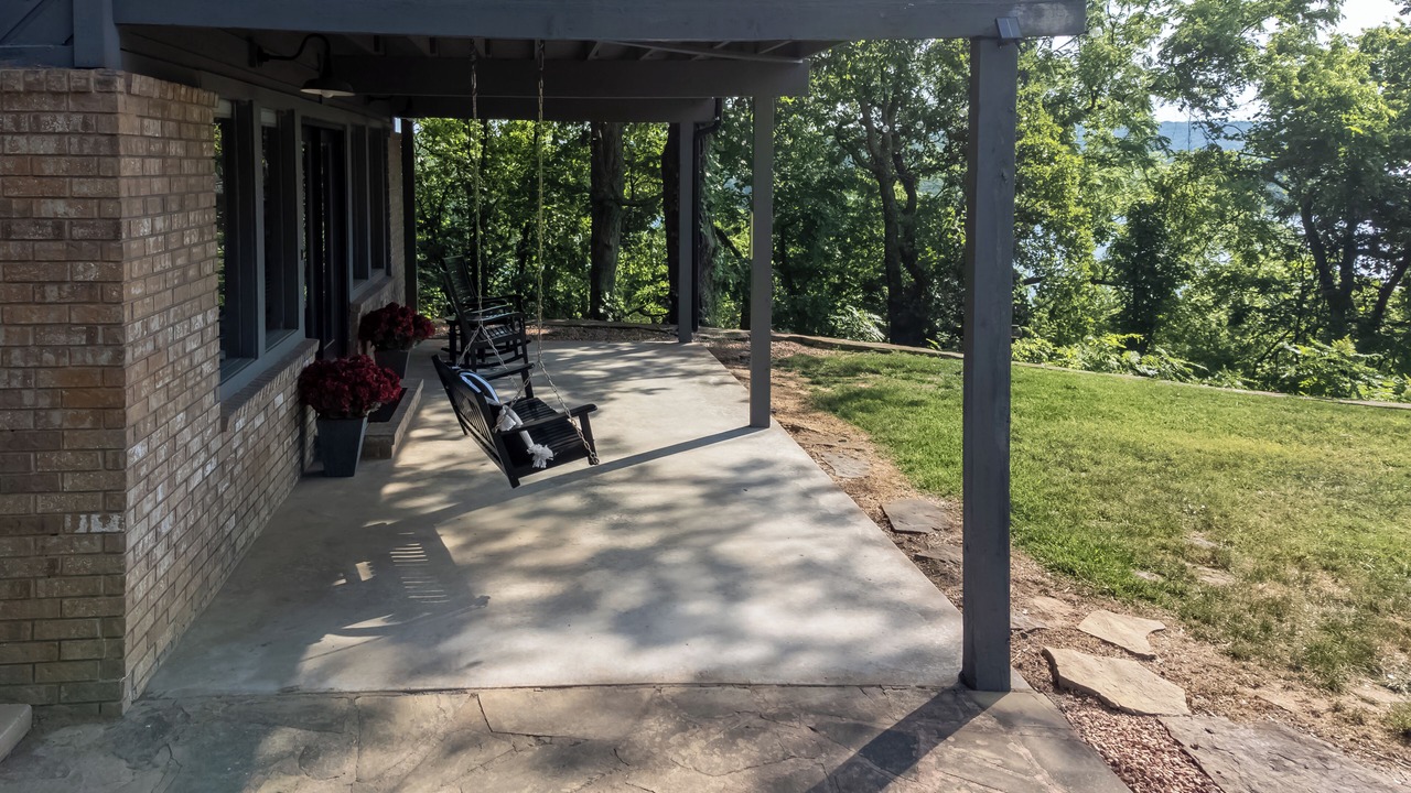 Photo of Patio Balcony in Paradise Hill