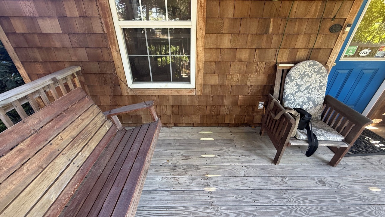 Photo of Patio Balcony in Ocracoke