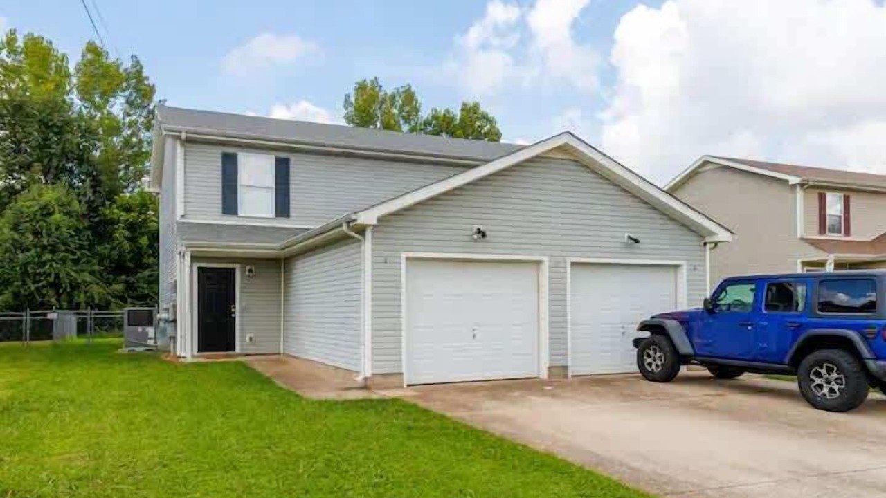 Photo of Outdoor in Clarksville