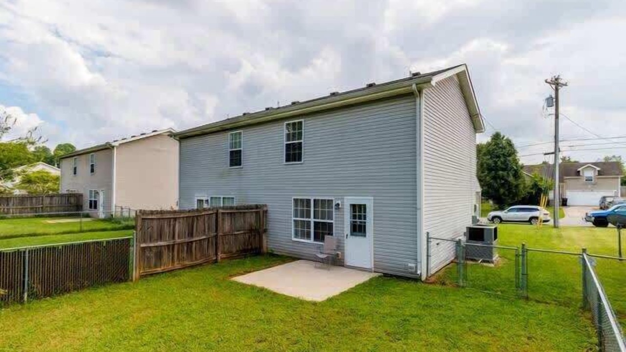 Photo of Outdoor in Clarksville