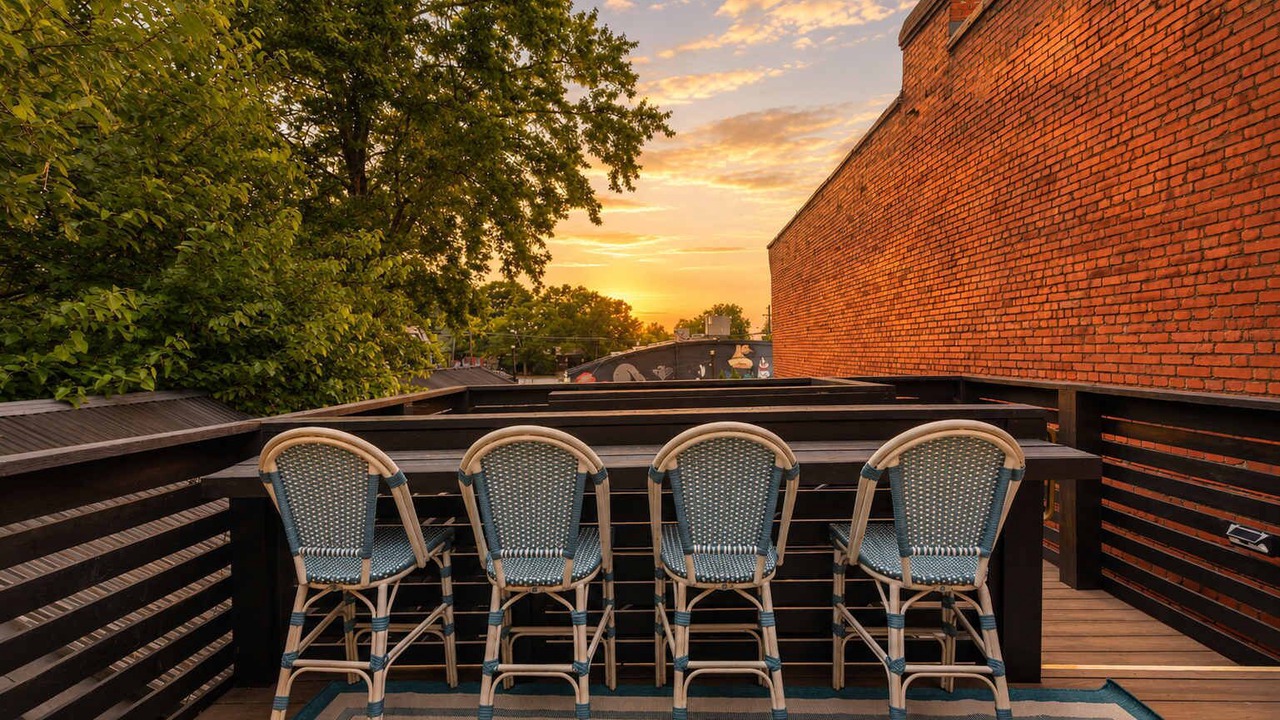 Photo of Patio Balcony in La Grange
