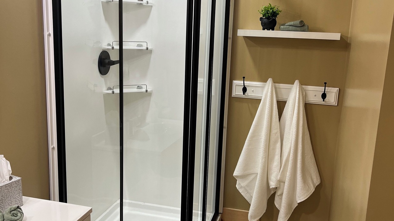 Photo of Bathroom in Munfordville