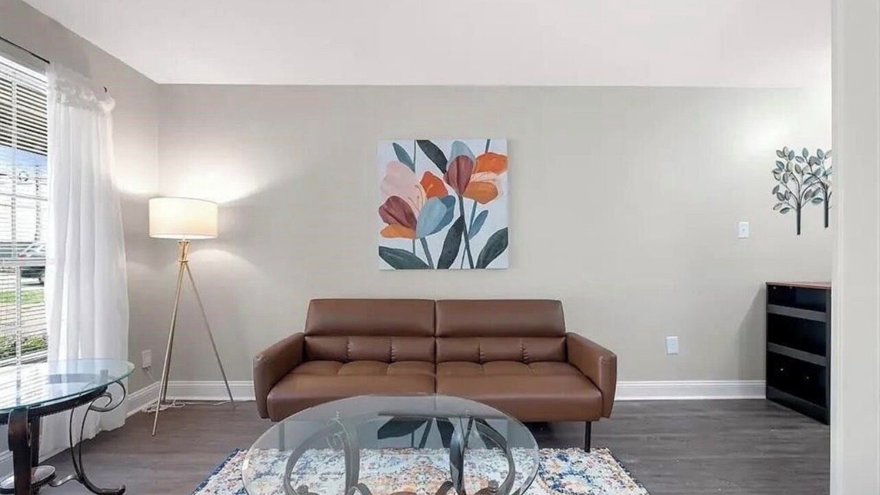 Photo of Livingroom in East Memphis