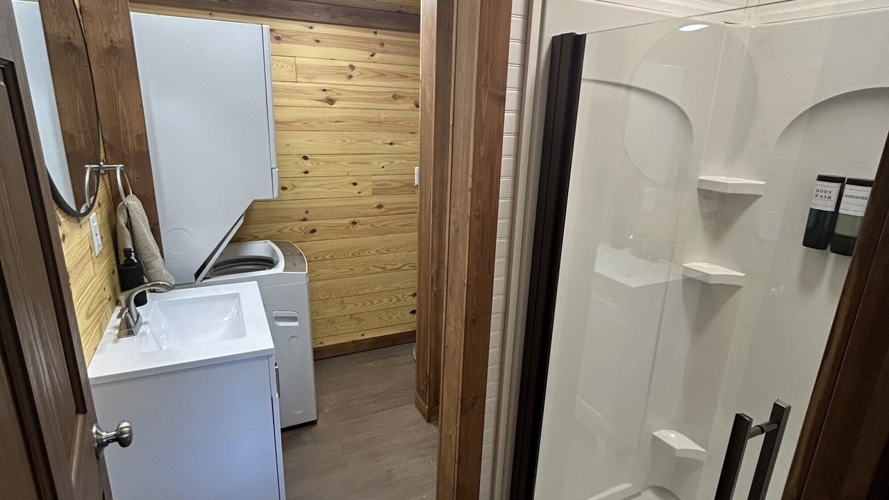 Photo of Bathroom in Gray Hawk