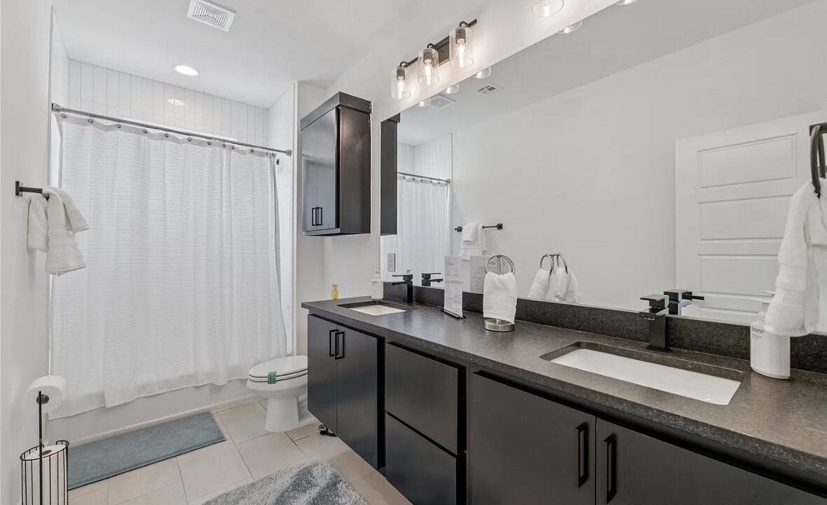 Photo of Bathroom in Bixby