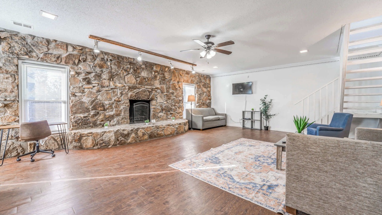 Photo of Livingroom in Ellendale