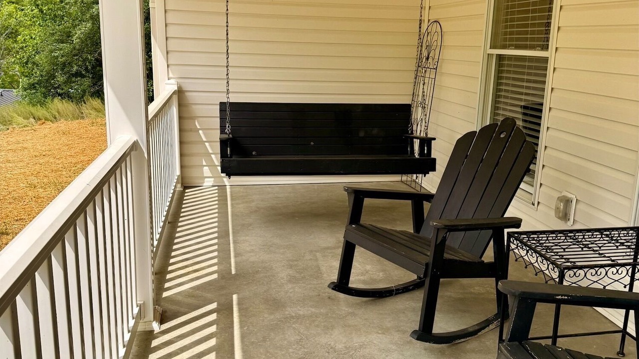 Photo of Patio Balcony in Bonnyman