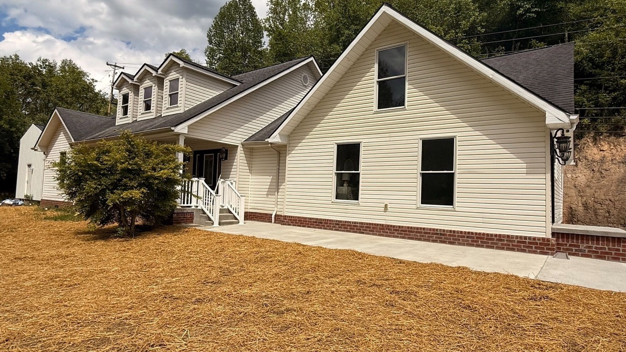 Photo of Outdoor in Bonnyman
