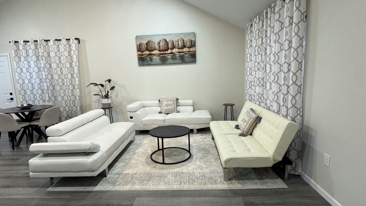 Photo of Livingroom in Memphis