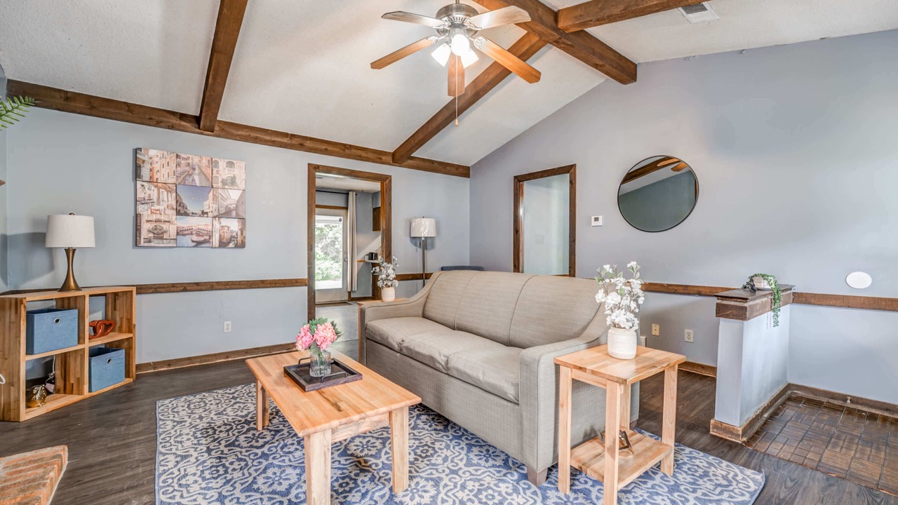 Photo of Livingroom in Ellendale