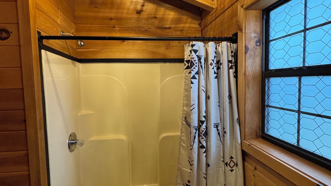 Photo of Bathroom in Texanna