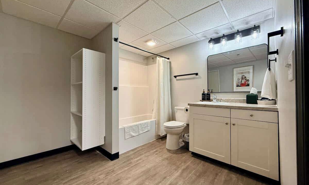 Photo of Bathroom in Grand Island