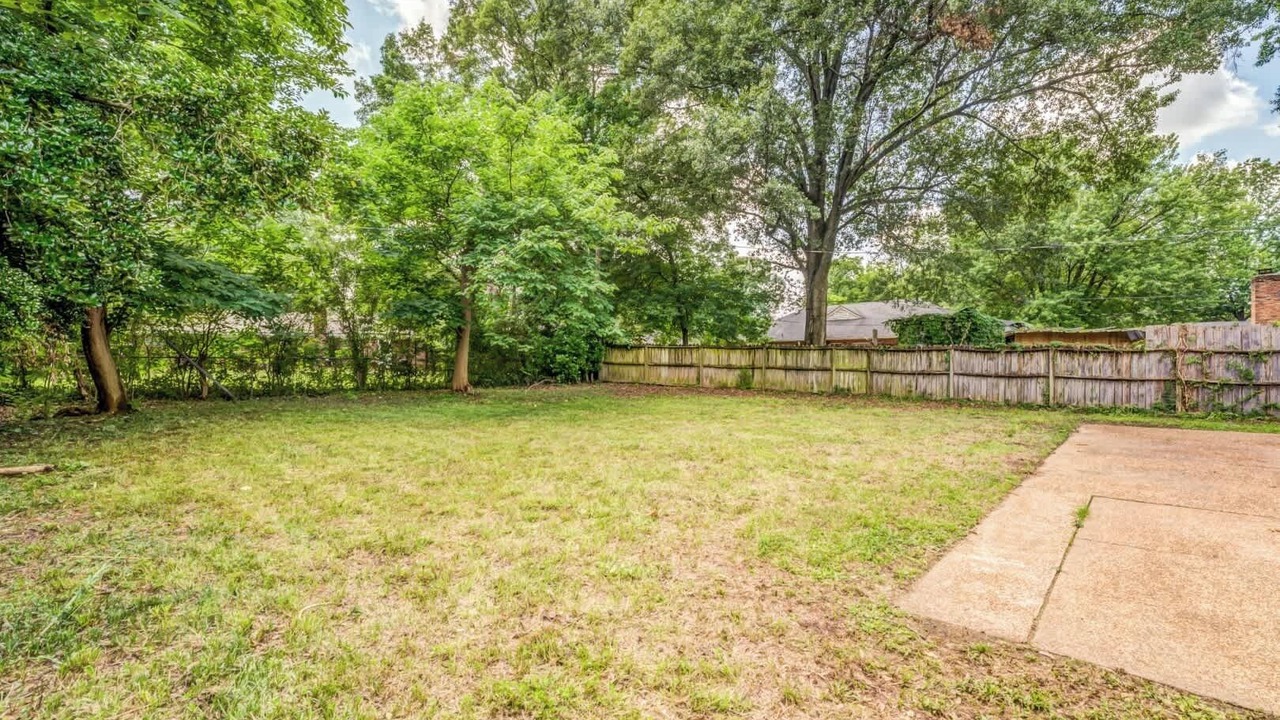 Photo of Outdoor in Parkway Village