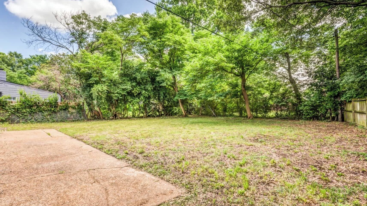 Photo of Outdoor in Parkway Village