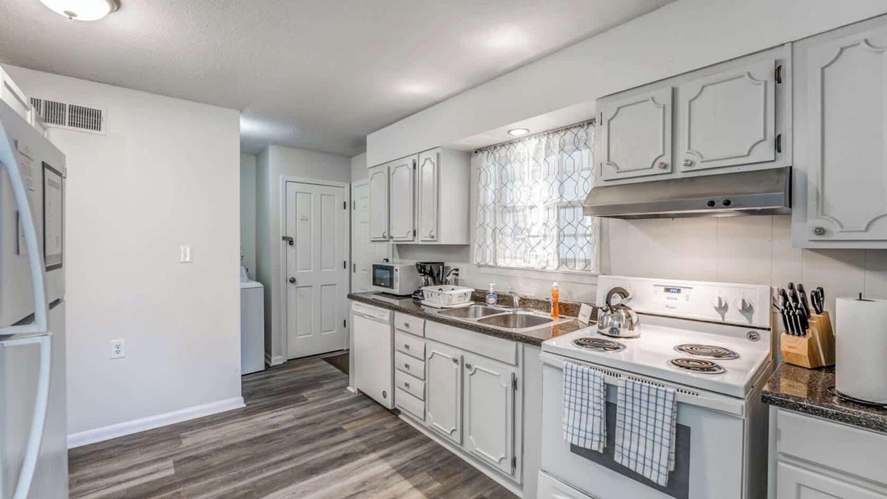 Photo of Kitchen in Parkway Village