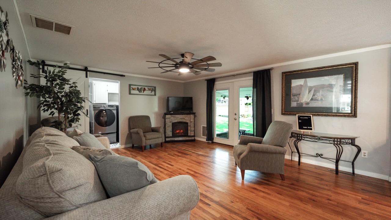 Photo of Livingroom in Springfield