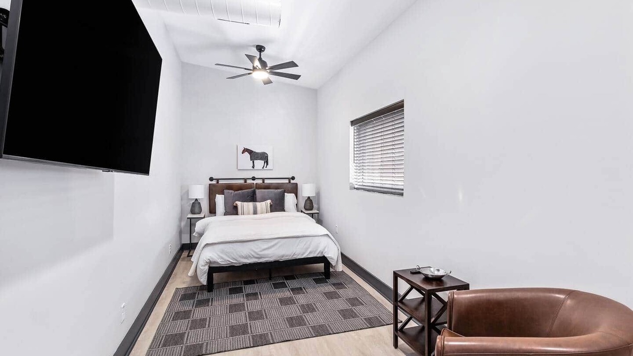 Photo of Bedroom in Butchertown