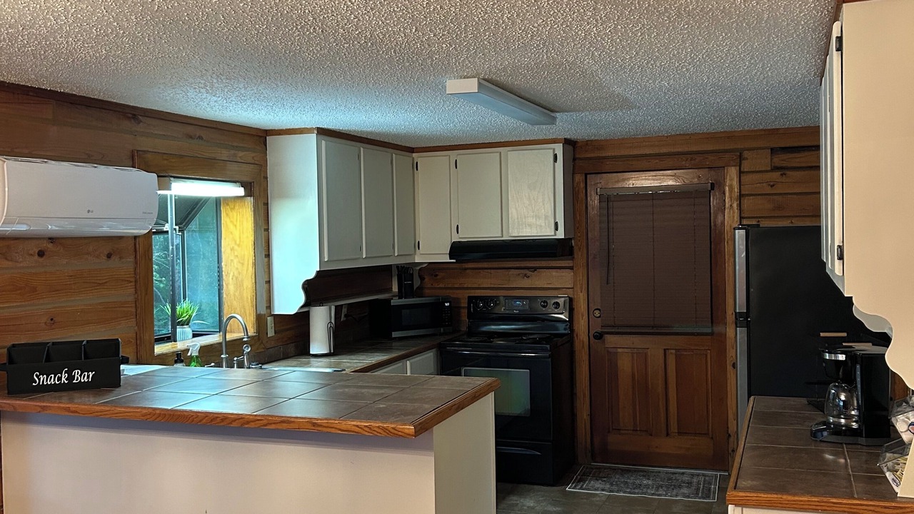 Photo of Kitchen in De Valls Bluff
