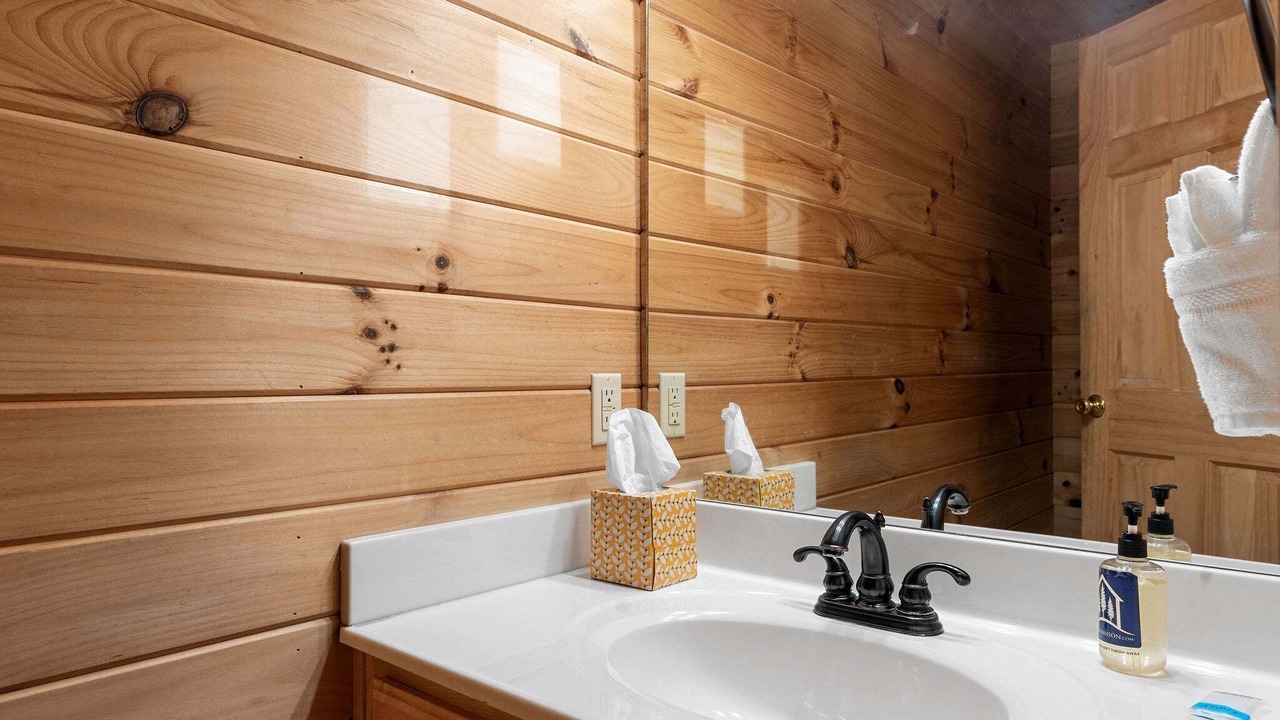 Photo of Bathroom in Branson