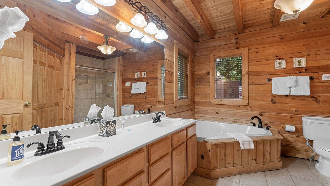 Photo of Bathroom in Branson